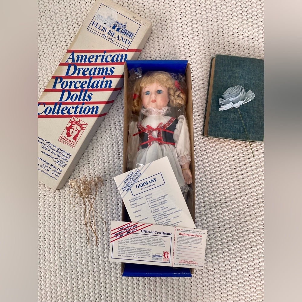 Vintage Collectible American Dreams By Heritage Mint Millicent Doll From Germany